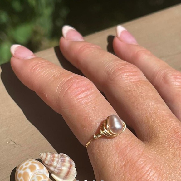 Handmade Pearl ring - Picture 2 of 4